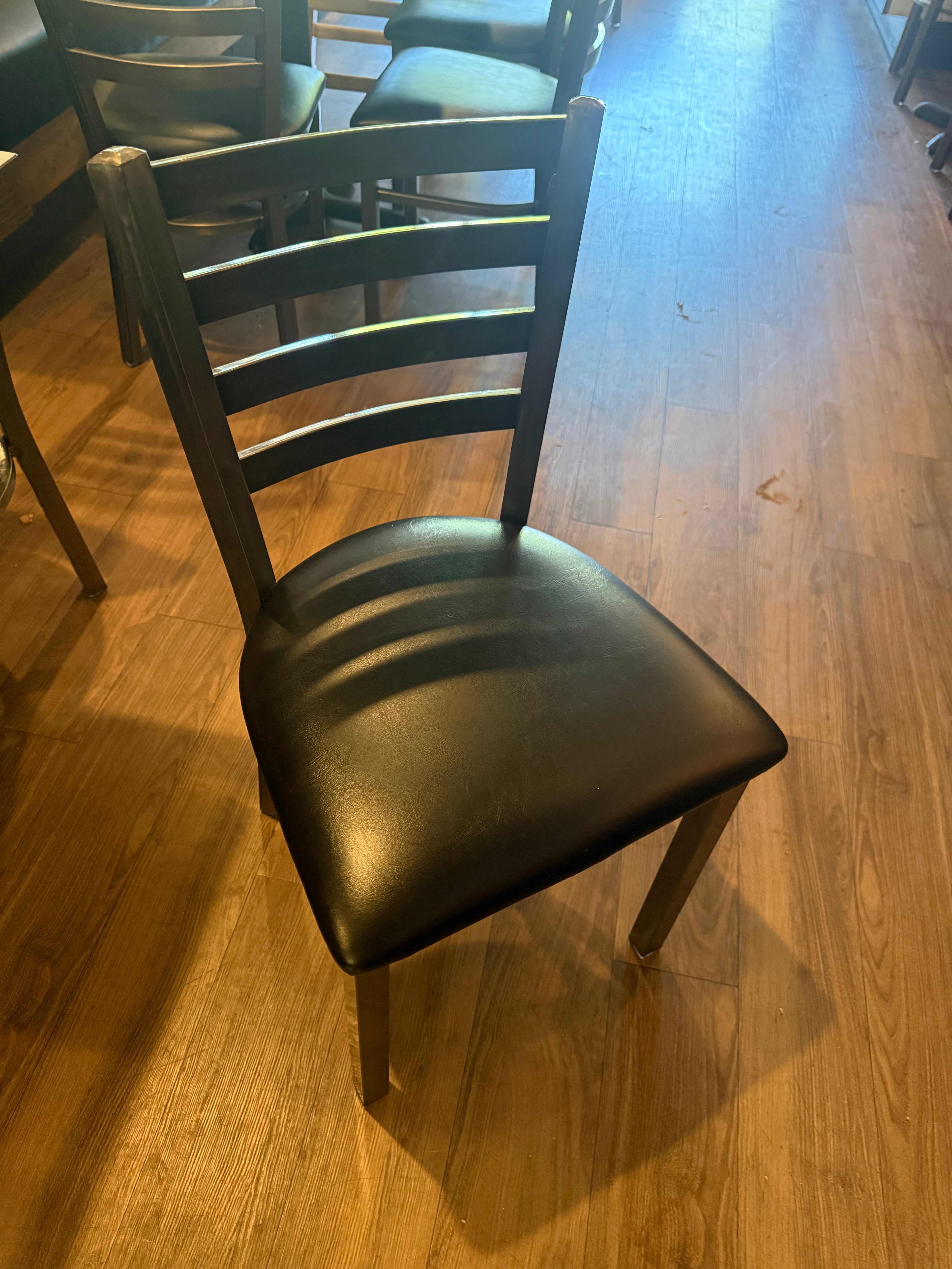 Silla Regular Tubular